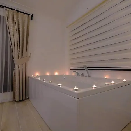Zeos Villa *